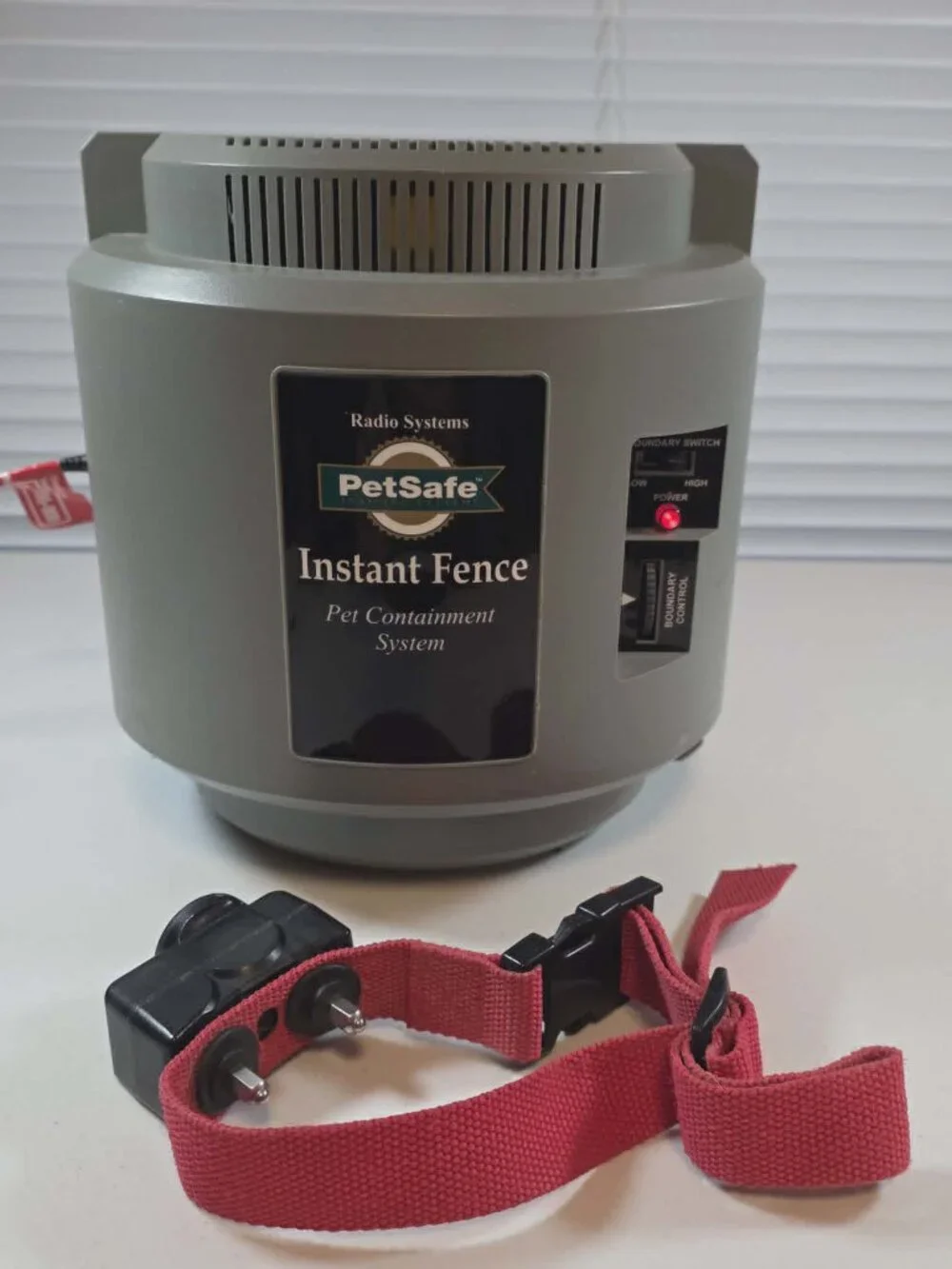 PETSAFE PET CONTAINMENT SYSTEM FENCE IF-100 POWER CORD 1 COLLAR W/BATTERY